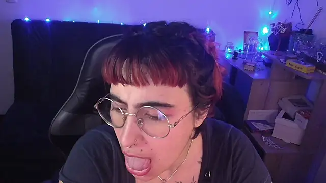 Miacatsito3 online show from March 2026 08:26:33 AM