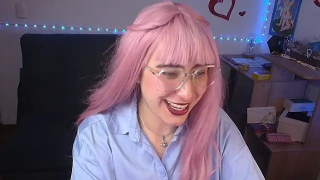 Miacatsito3 online show from May 2026 02:10:01 AM
