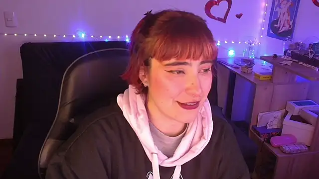 Miacatsito3 online show from May 2026 12:15:01 AM