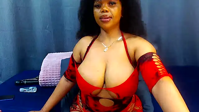 Snapshot of boujee01 chatting on April 2026 03:39:02 PM boujee01 online show from April 2026 03:39:02 PM