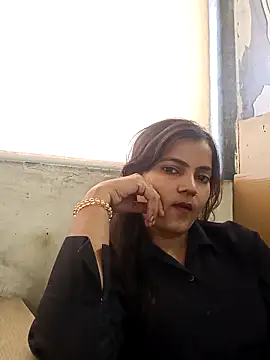 Snapshot of SexyIra89 chatting on November 2025 05:17:02 AM SexyIra89 online show from November 2025 05:17:02 AM