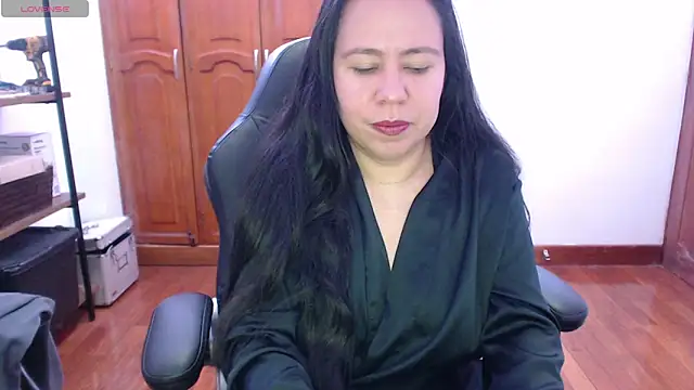 Snapshot of alexandraa19 chatting on October 2025 04:02:02 AM alexandraa19 online show from October 2025 04:02:02 AM