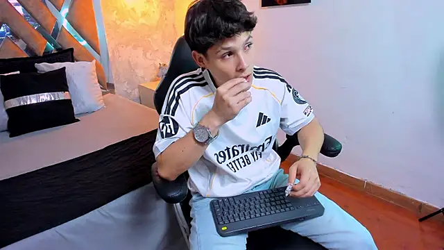 kraven lust online show from October 2025 03:05:01 AM