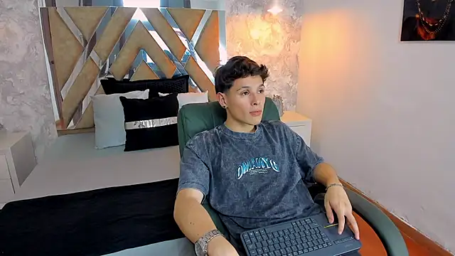 kraven lust online show from November 2025 03:44:02 AM