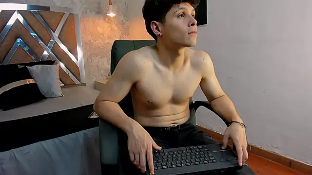 Snapshot of kraven_lust chatting on January 2026 03:57:02 AM kraven lust online show from January 2026 03:57:02 AM