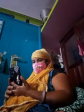 Snapshot of TAMI_KAYAL chatting on November 2025 06:39:02 AM TAMI KAYAL online show from November 2025 06:39:02 AM