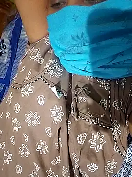 Snapshot of TAMI_KAYAL chatting on October 2025 05:40:02 AM TAMI KAYAL online show from October 2025 05:40:02 AM