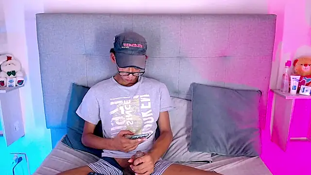 Billie Turner  online show from September 2025 11:50:01 AM