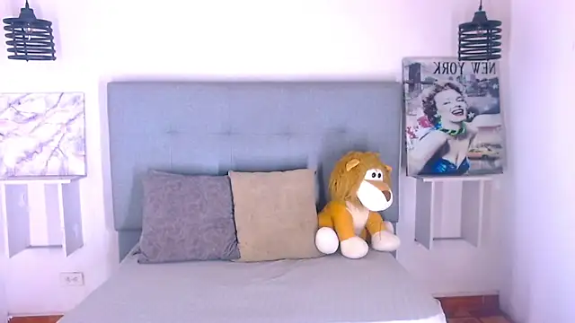 Billie Turner  online show from November 2025 04:16:01 AM