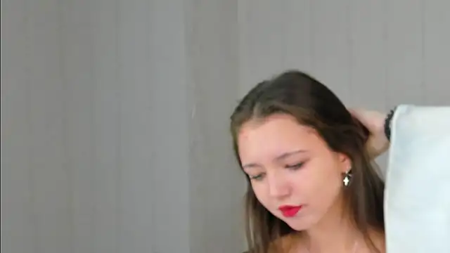 Snapshot of Amanda_Reedd chatting on October 2025 06:01:01 AM Amanda Reedd online show from October 2025 06:01:01 AM