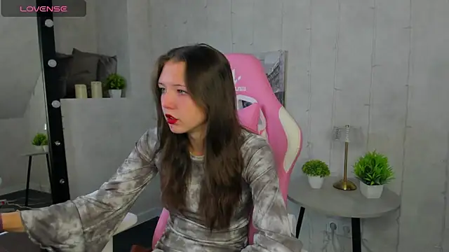 Amanda Reedd online show from October 2025 01:00:02 AM