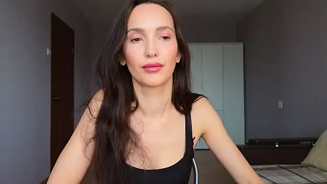 Lillian-Clark online show from February 2026 10:04:02 AM