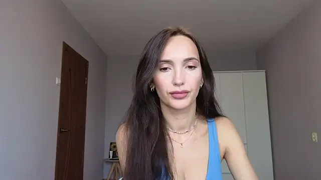 Lillian-Clark online show from September 2025 08:30:01 AM