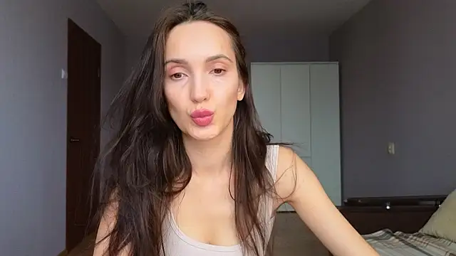 Lillian-Clark online show from February 2026 10:59:02 AM