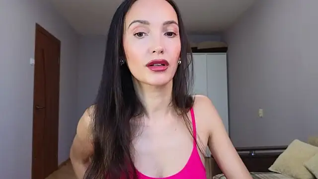 Snapshot of Lillian-Clark chatting on December 2025 07:57:01 AM Lillian-Clark online show from December 2025 07:57:01 AM