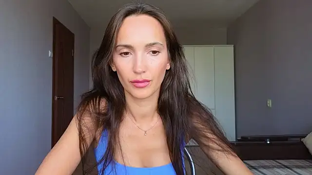 Lillian-Clark online show from April 2026 10:39:01 AM