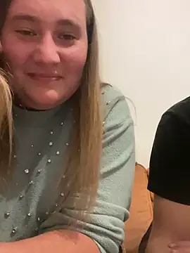 Snapshot of CurvySabrina chatting on October 2025 09:48:01 PM CurvySabrina online show from October 2025 09:48:01 PM