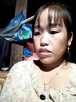 Vuong x online show from September 2025 12:28:02 PM