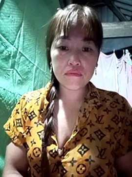 Vuong x online show from October 2025 10:54:02 PM