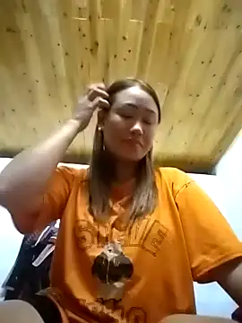 Dung x online show from September 2025 01:06:01 PM