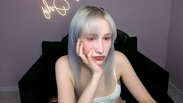 evlica online show from April 2026 02:08:01 PM