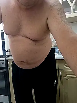 Snapshot of narrowboy chatting on October 2025 01:54:01 PM narrowboy online show from October 2025 01:54:01 PM