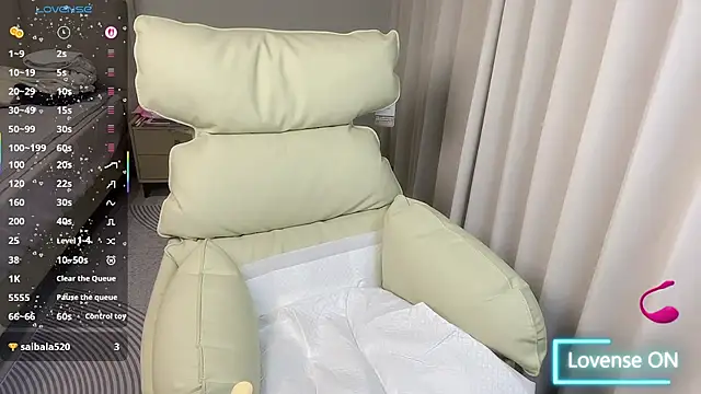 Snapshot of janequeen chatting on November 2025 12:10:02 PM janequeen online show from November 2025 12:10:02 PM