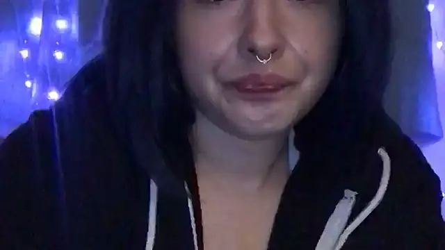 Snapshot of shybeotch chatting on September 2025 09:38:02 AM shybeotch online show from September 2025 09:38:02 AM