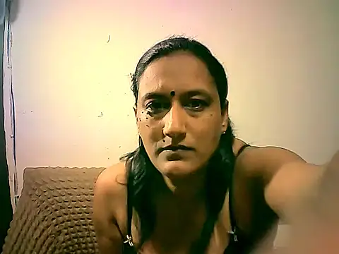 Indiansexyboobs18 online show from November 2025 02:16:02 PM