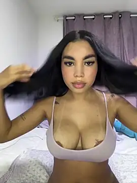 karolaalcendra online show from November 2025 05:08:01 AM