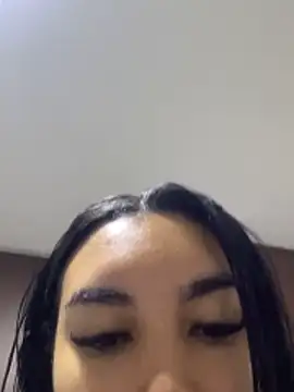 karolaalcendra online show from December 2025 12:00:01 AM