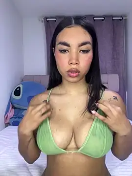 karolaalcendra online show from December 2025 03:42:01 AM