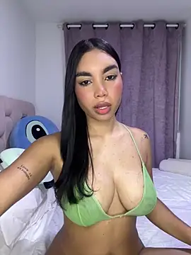 karolaalcendra online show from February 2026 03:28:01 AM