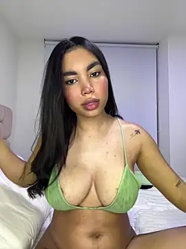 karolaalcendra online show from April 2026 02:58:01 AM