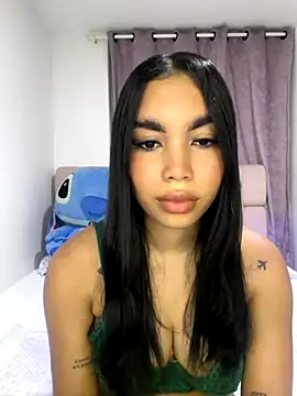 karolaalcendra online show from November 2025 03:06:01 AM