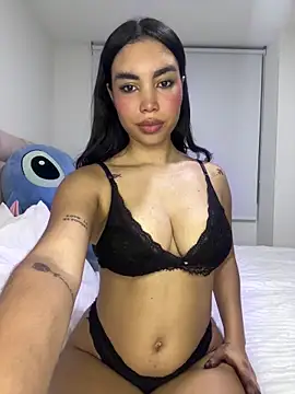 karolaalcendra online show from April 2026 02:29:01 AM