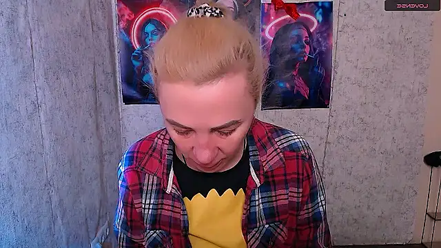 EmmaCat  online show from January 2026 05:22:02 AM