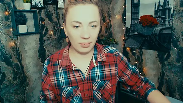 EmmaCat  online show from December 2025 06:49:02 AM