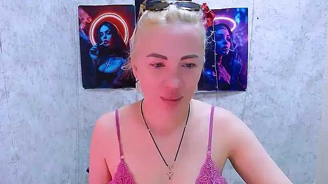 EmmaCat  online show from March 2026 05:10:02 AM