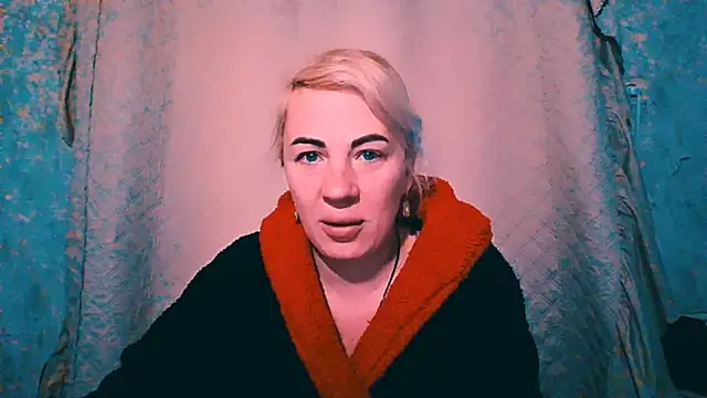 EmmaCat  online show from October 2025 05:09:02 AM