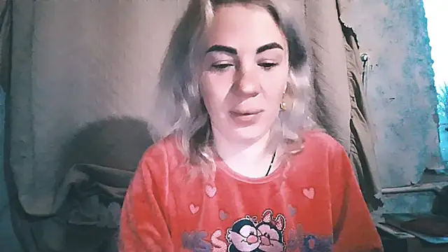 EmmaCat  online show from November 2025 05:22:02 AM