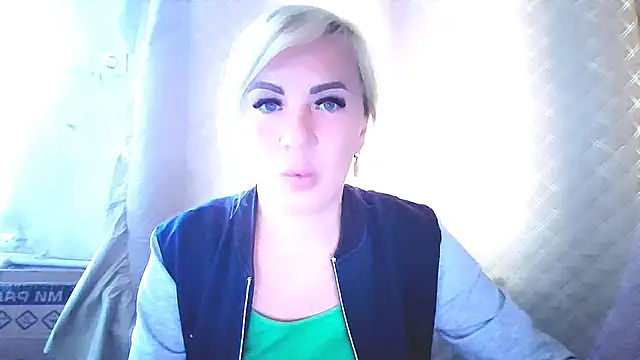 EmmaCat  online show from September 2025 09:53:02 AM