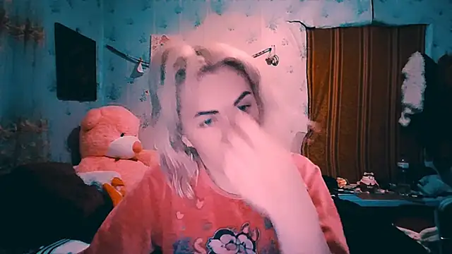 EmmaCat  online show from October 2025 02:09:02 PM