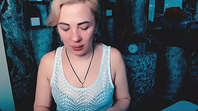 EmmaCat  online show from January 2026 06:19:02 AM