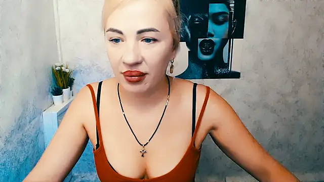 EmmaCat  online show from November 2025 07:24:02 AM