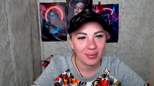 EmmaCat  online show from April 2026 04:53:02 AM