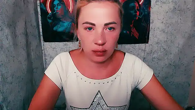 EmmaCat  online show from June 2026 04:21:02 AM