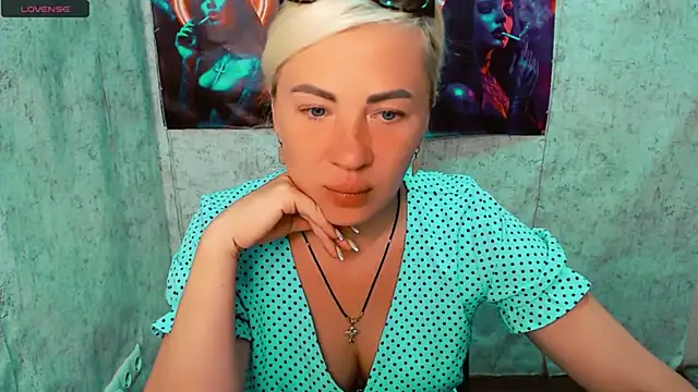 EmmaCat  online show from June 2026 03:56:01 AM