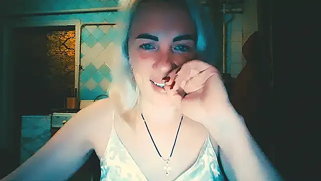 EmmaCat  online show from April 2026 06:21:02 PM
