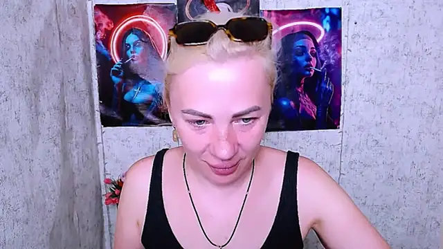 EmmaCat  online show from May 2026 05:16:02 AM